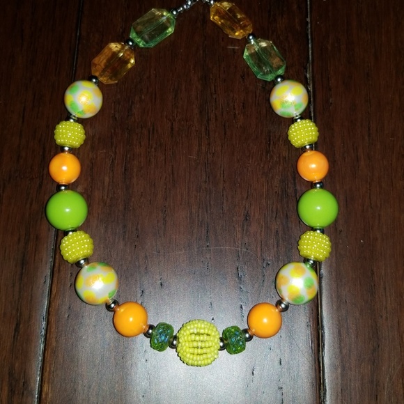 GIRLS BUBBLEGUM NECKLACE - Picture 3 of 4